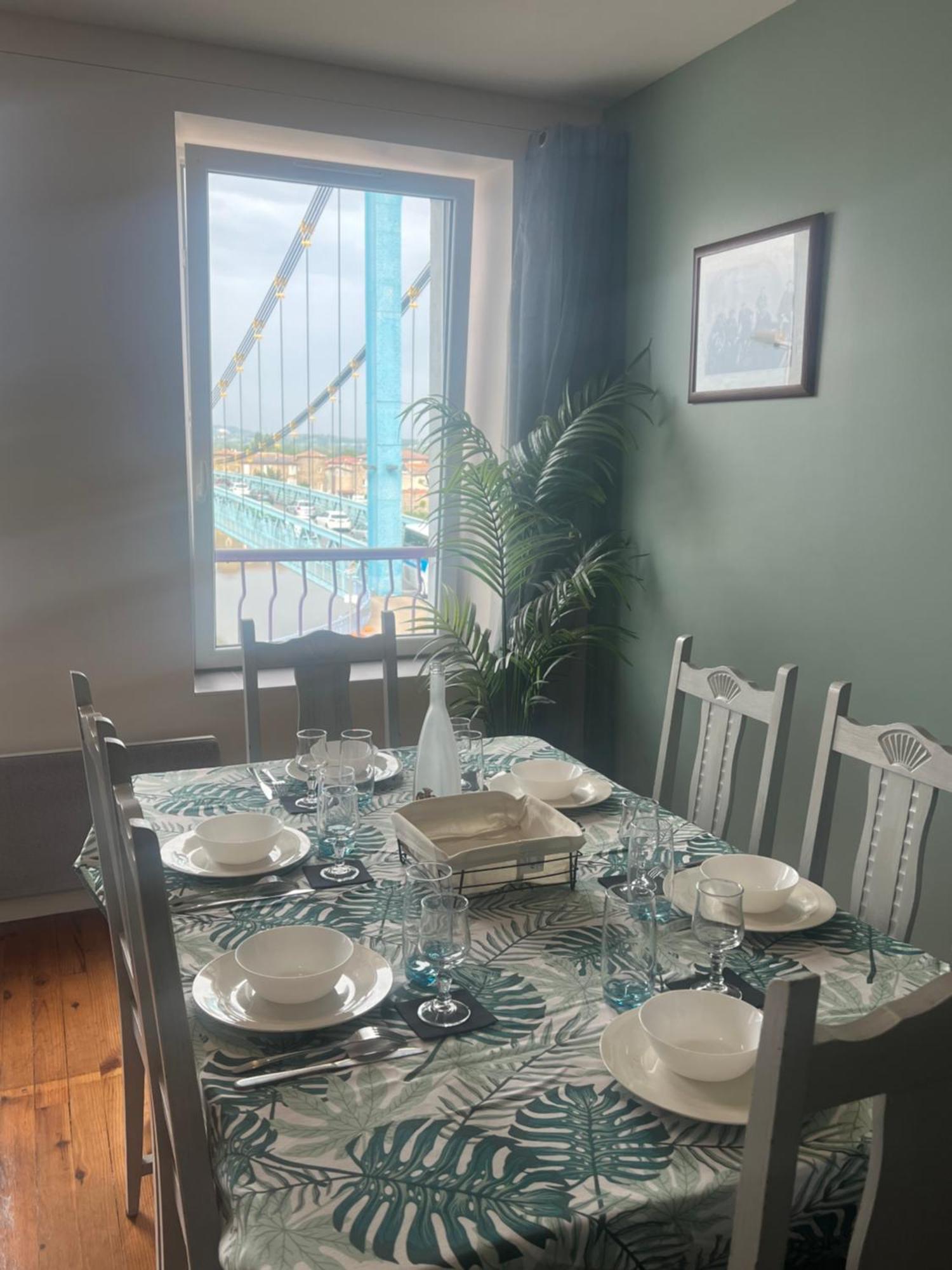Appartement Prive « Blue Bridge & Sauna » Serrieres  Ngoại thất bức ảnh